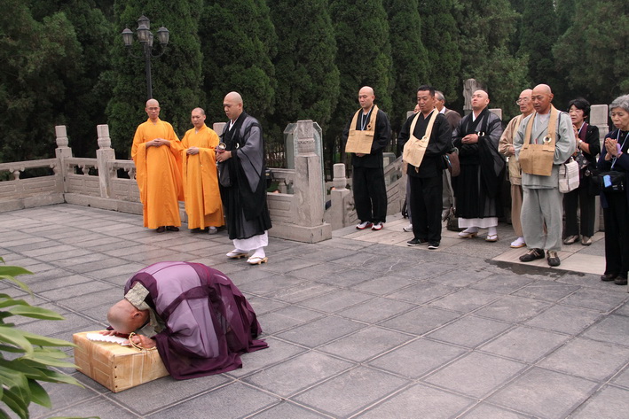 01-礼祖师塔IMG_2343_调整大小.jpg