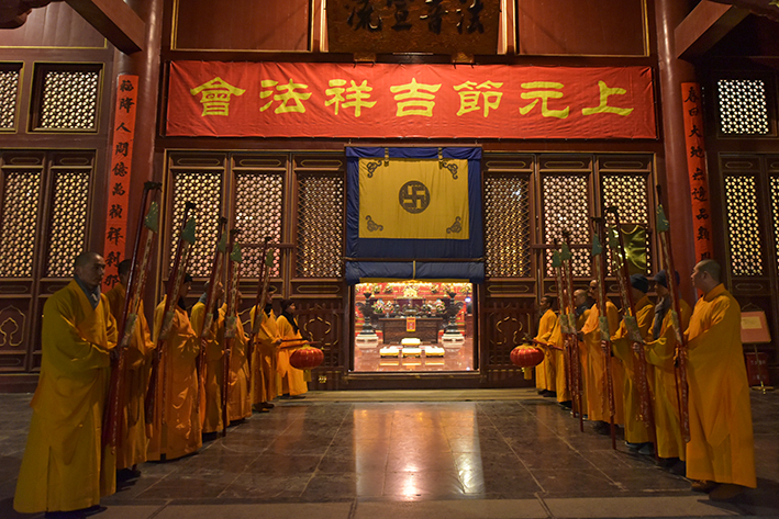 DSC_8590x.jpg