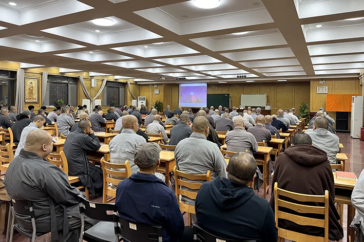 1764680648552140.png 学法律 拷贝.png